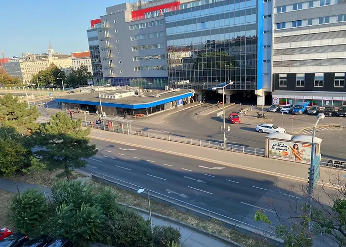 Joop Deluxe-free Garage,near Schoenbrunn Palace Апартаменти